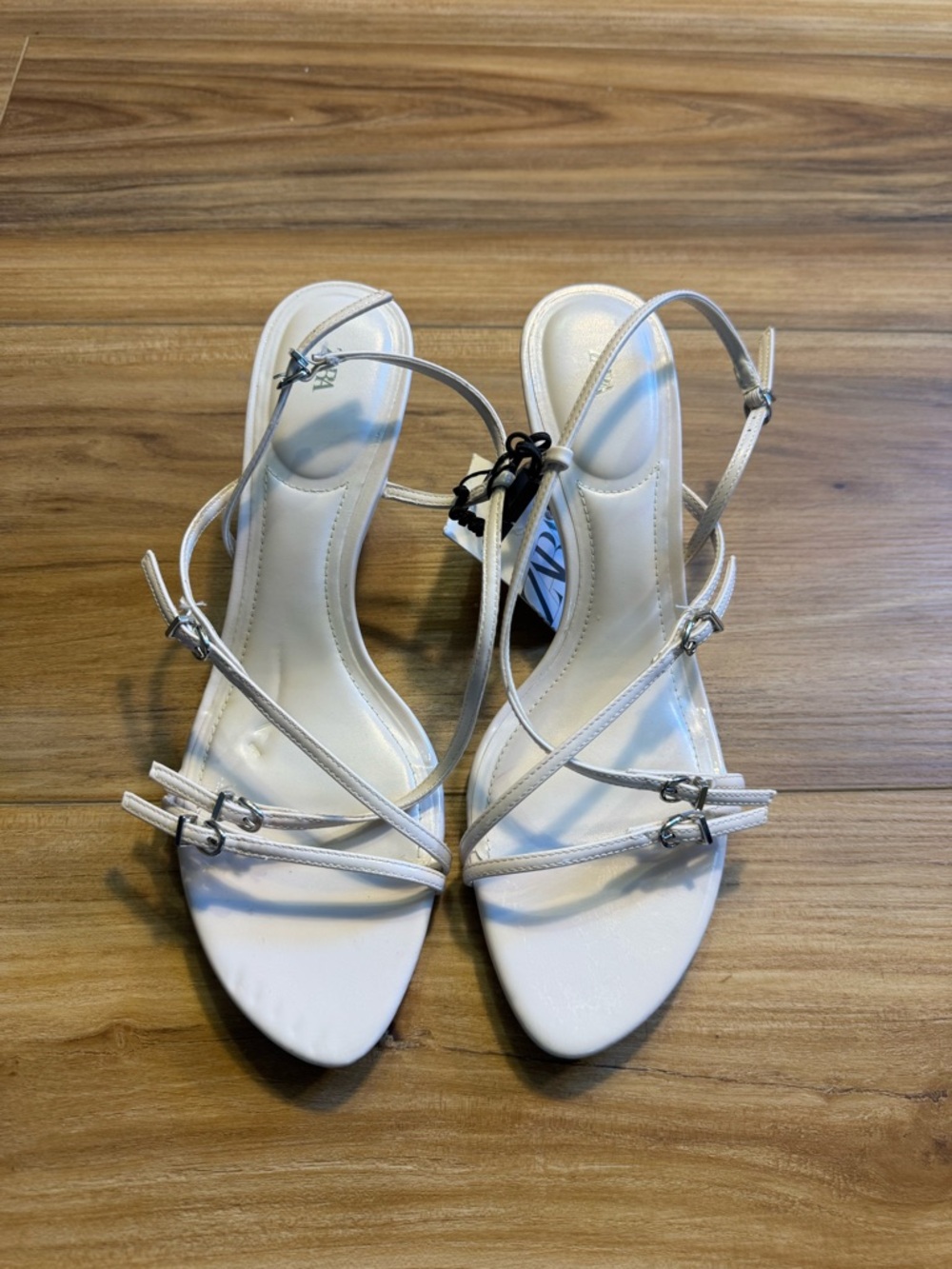NWT Zara White Strappy Mid-Heel Sandal Heels - Picture 2 of 14